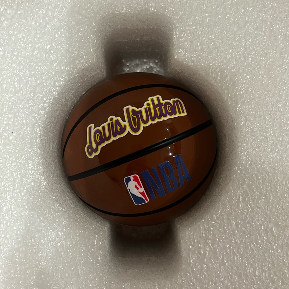 Louis Vuitton x NBA paperweight comes with box